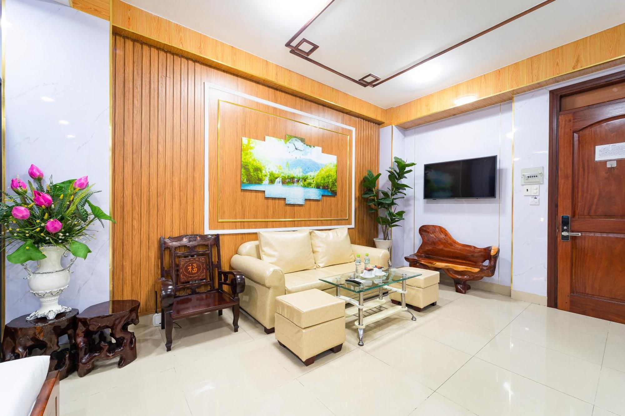 Diamond Luxury Ben Thanh Ho Chi Minh City Exterior photo